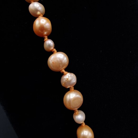 CGI Freshwater Pearl Long Necklace Hand-Knotted Natural Iridescent Peach - Picture 6 of 6
